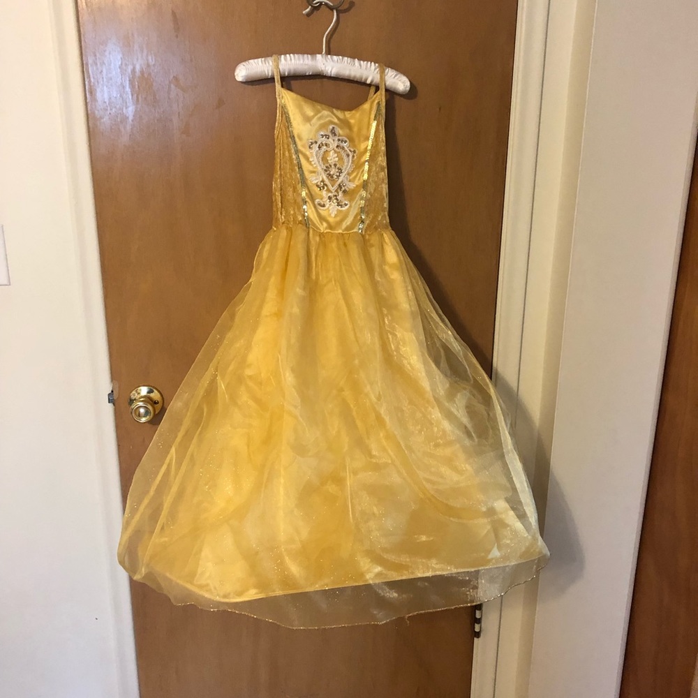 Yellow dress up dress with circle skirt and gloves